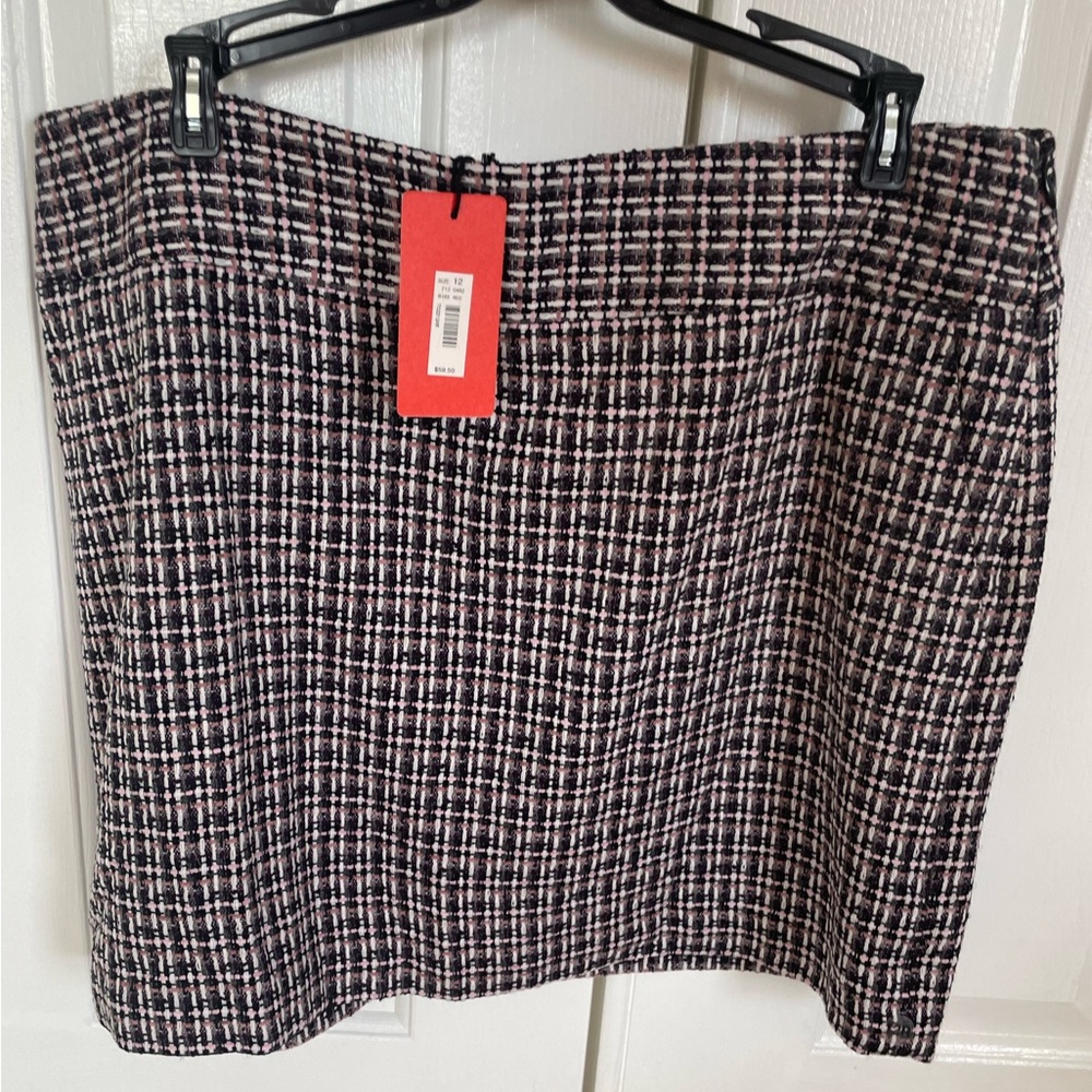 New with tags! Size 12 skirt from The Limited, the Forenza line.